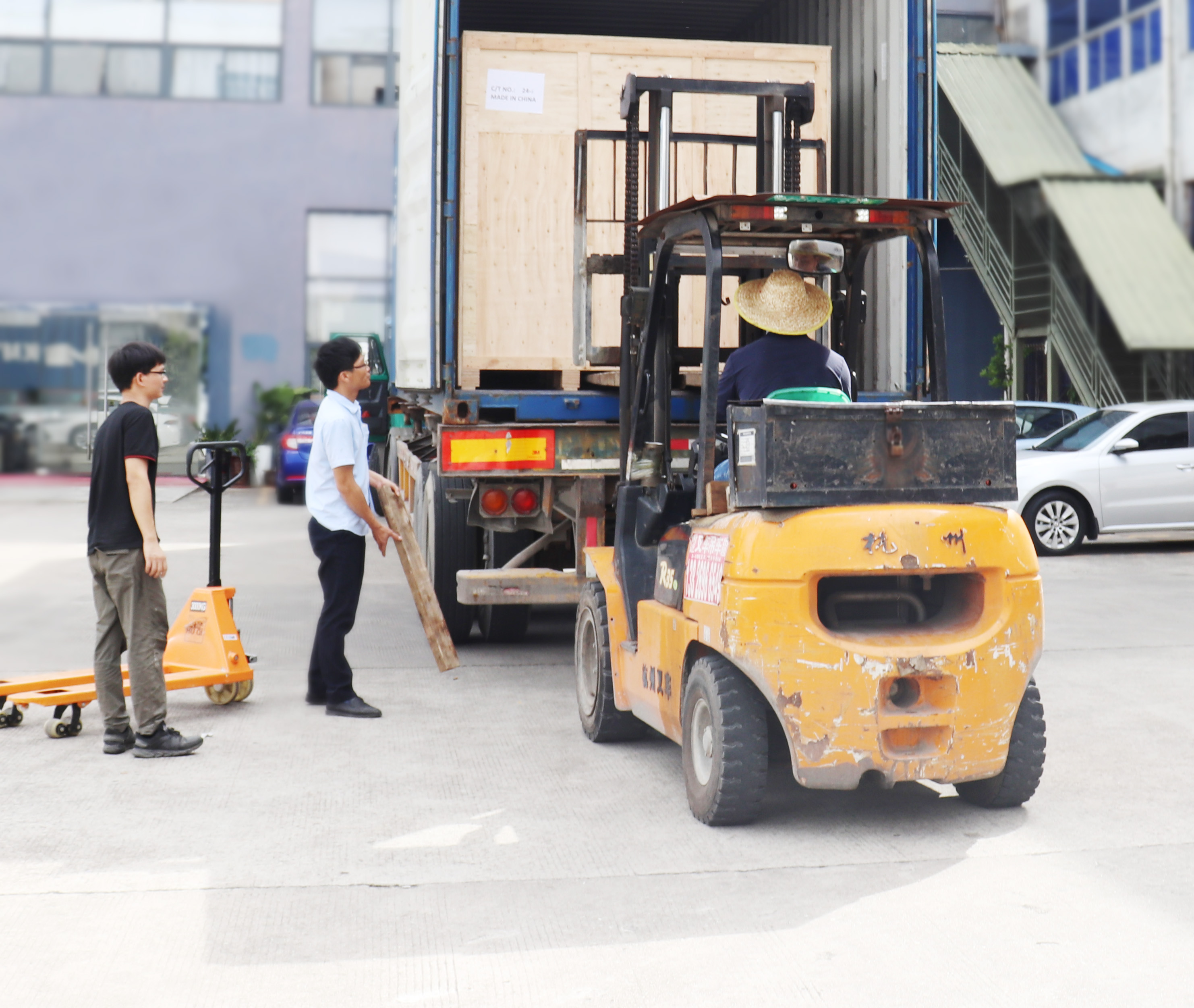 復合機廠家_裁切機_豪邦自動化_公司展示